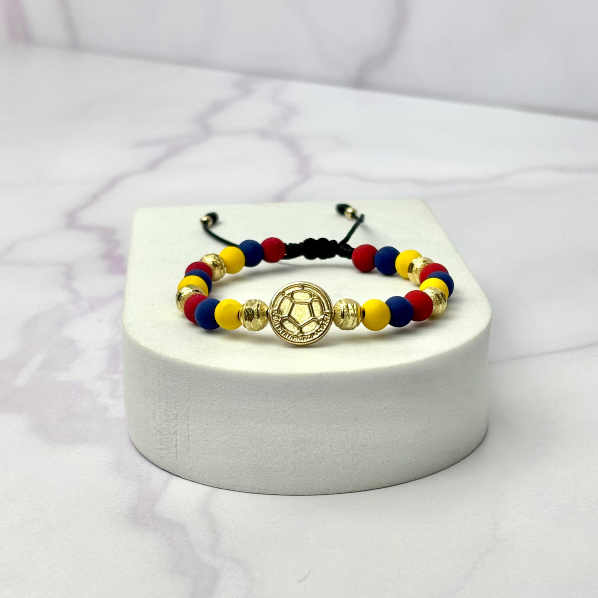 Pulsera Tejida La Tricolor Neopreno, Diamantado y HRJ Balón Oro Laminado 18 K