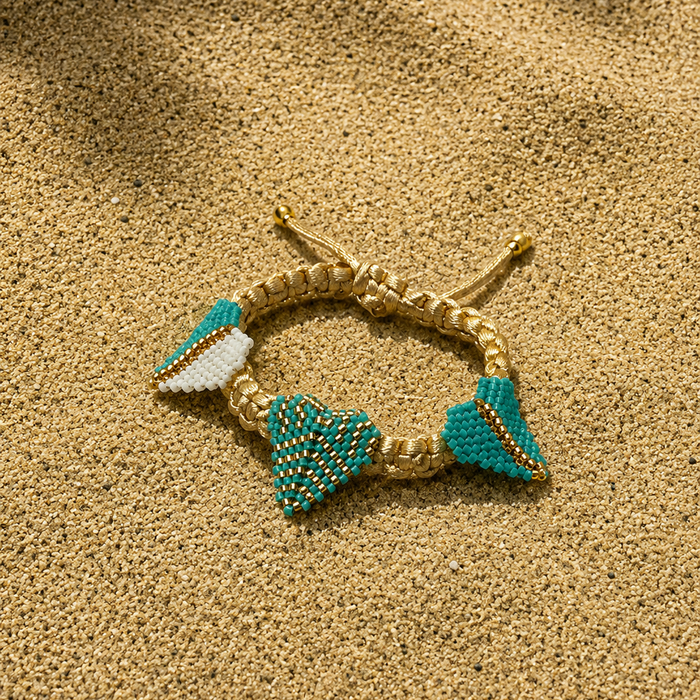 Pulsera Miyuki Corazones Hilo Grueso